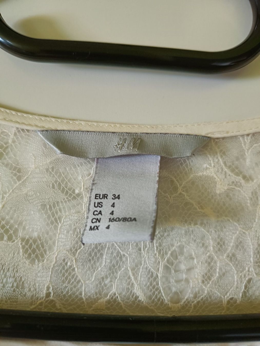 H&M Camicette: Bluse Grösse 34 H&M – Usato da Jaberg venduto da urig17. 2