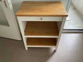 Ikea Küchenmöbel Weiss mit Holzplatte