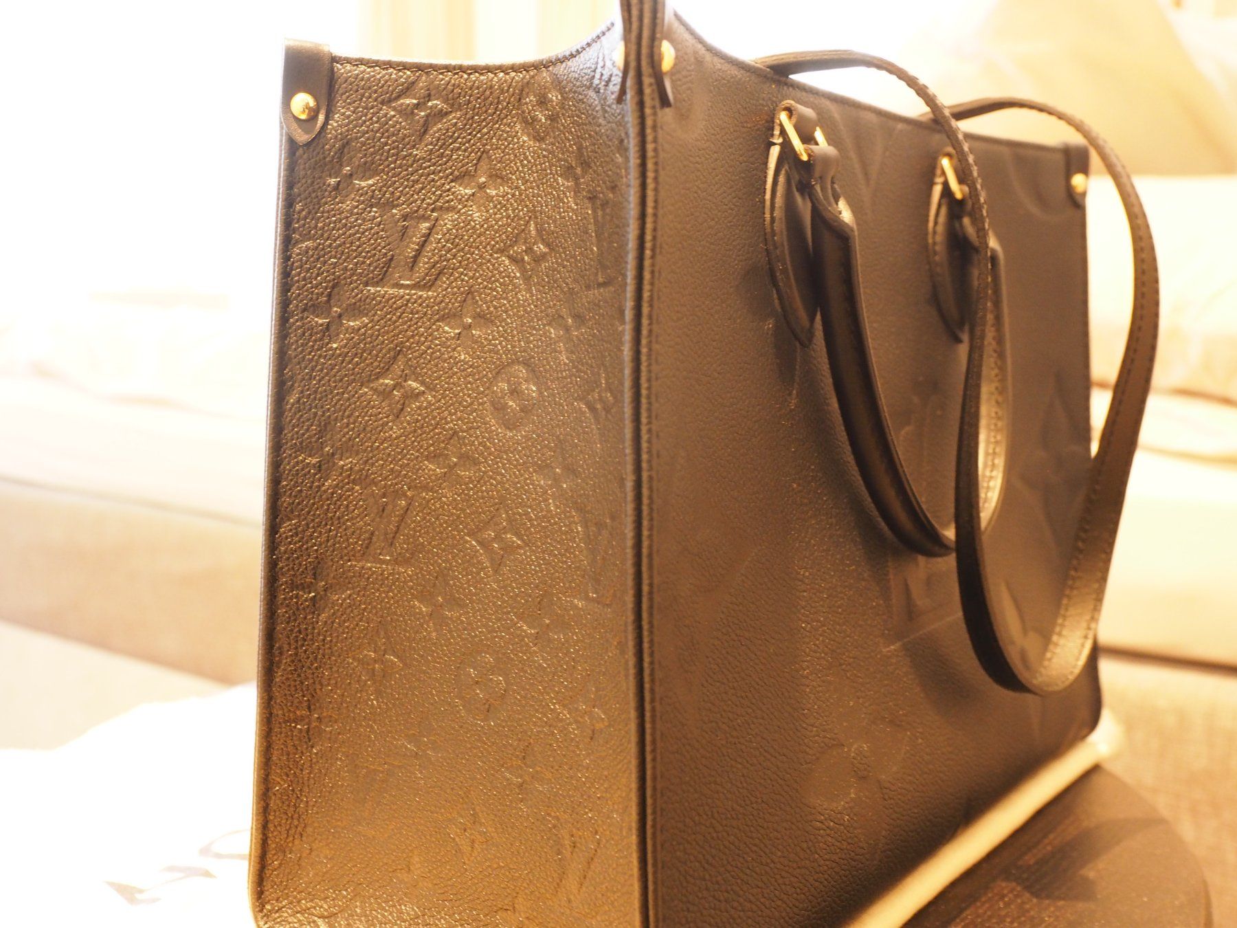 Louis Vuitton Taschen für Damen: Louis Vuitton OnTheGo GM – Neu (gemäss Beschreibung) aus Rothrist von Mensur_Gafuri 2