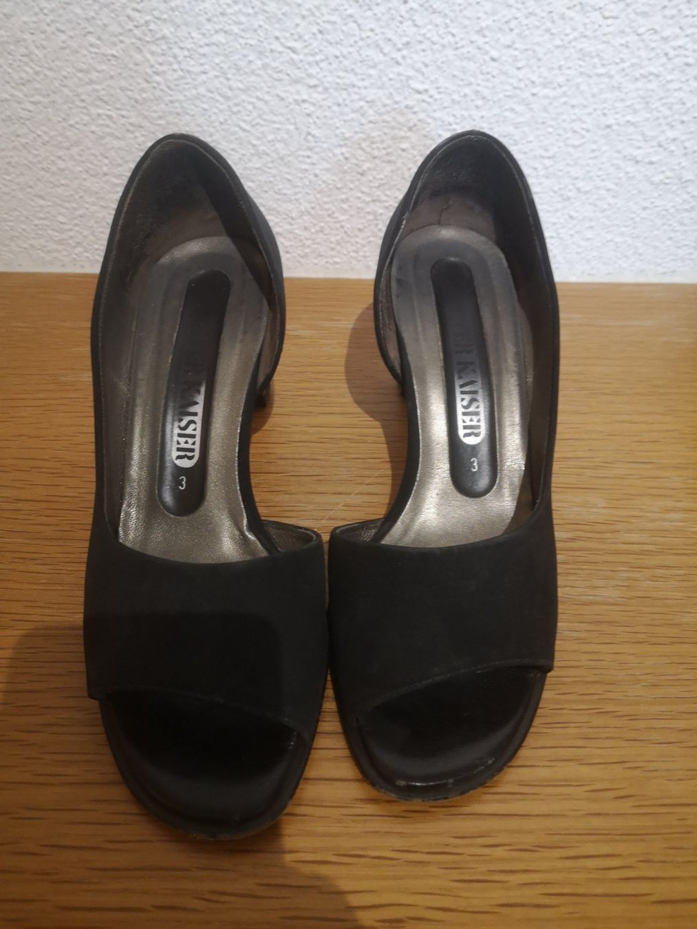 Scarpe da donna: Damenschuh – Usato da Lostorf venduto da rubileo