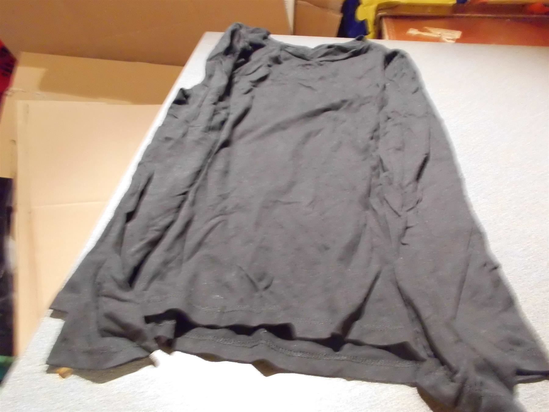 C&A Maglioni & Felpe: Pullover Grösse 146/152, schwarz, leicht – Usato da Zürich venduto da abraxas1291