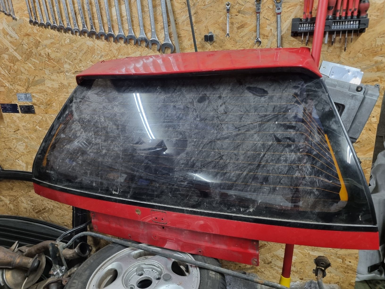 Honda Alle Autoersatzteile: Honda Civic EE9 Hecklappe – Gebraucht aus Wangen b. Olten von beechstreet