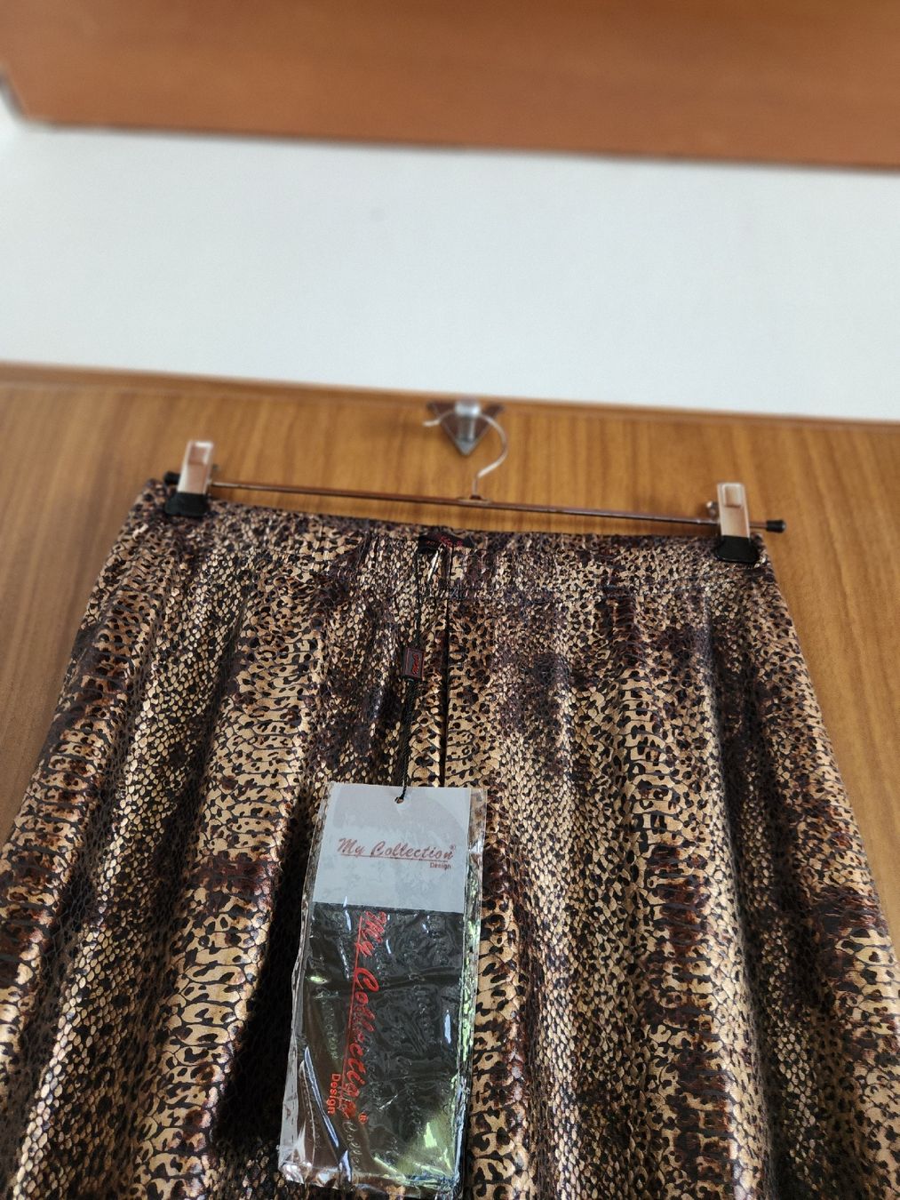 Leggings: Legging imprimé animalier taille 40 neuf – Neuf (Voir description) à Niedergösgen par Eva2410 4