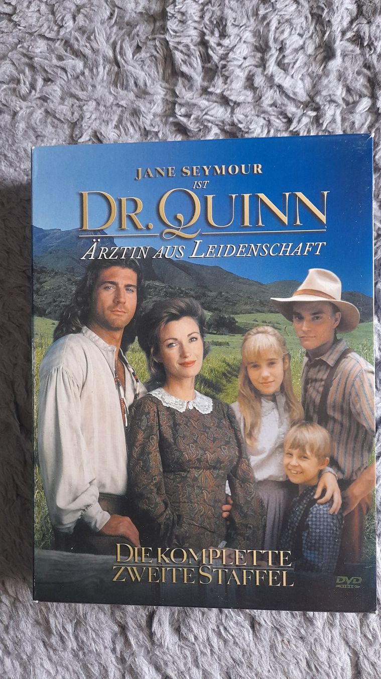 Tutti i DVDs: DR.QUINN    DIE 2.STAFFEL    DVD – Usato da Wetzikon ZH venduto da Ramones01