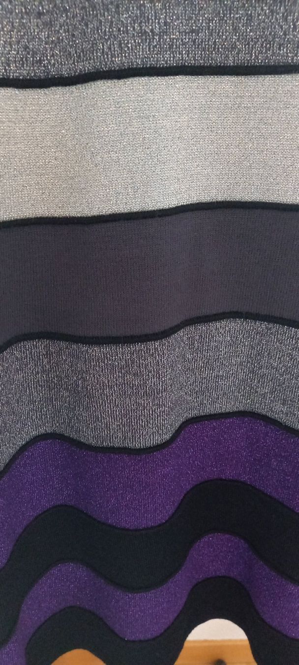 Vestiti: Schulterfreies Strickkleid mit Lurexglanz – Nuovo (secondo la descrizione) da Zwillikon venduto da Leewii 5