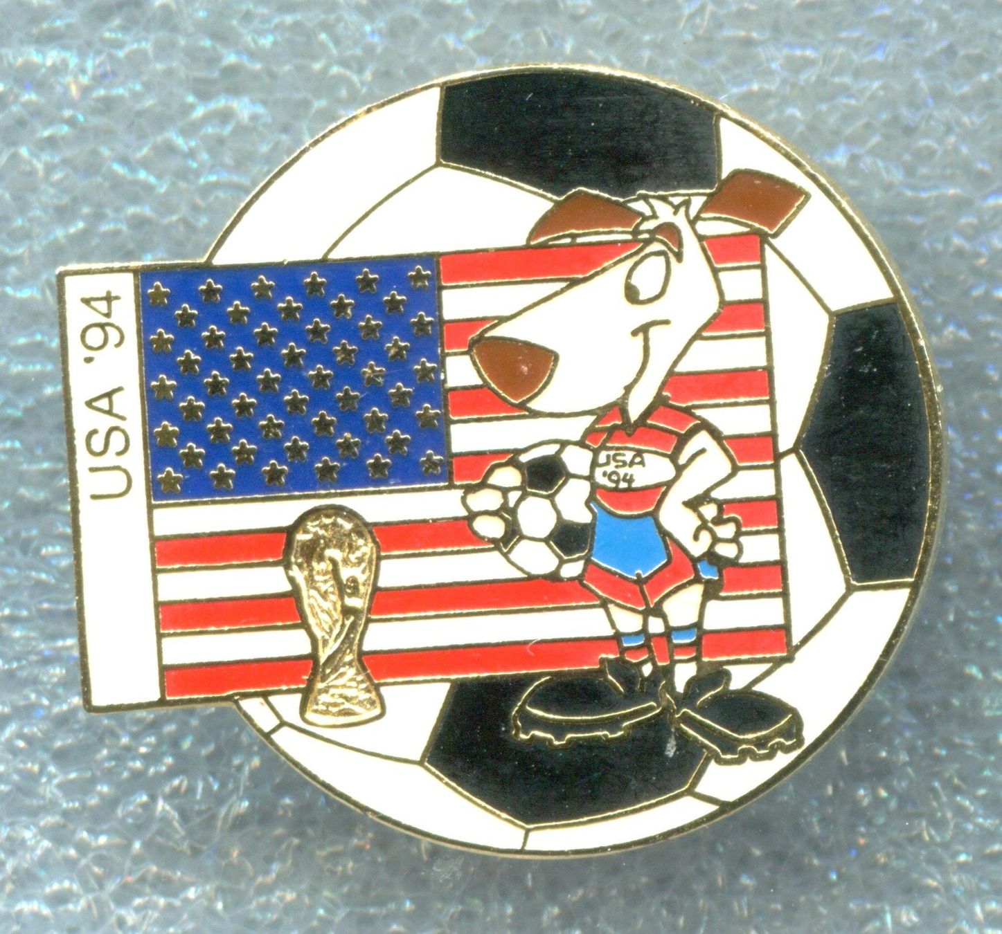 Fifa Plaketten & Abzeichen: FIFA  USA WM '94  Maskottchen  – Gebraucht aus Winterthur von Sammleroase