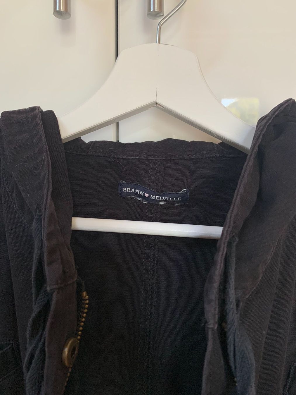 Brandy Melville Giacche & Cappotti: Schwarze Brandy Melville Übergangsjacke – Usato da Maisprach venduto da jokoundklaas 3