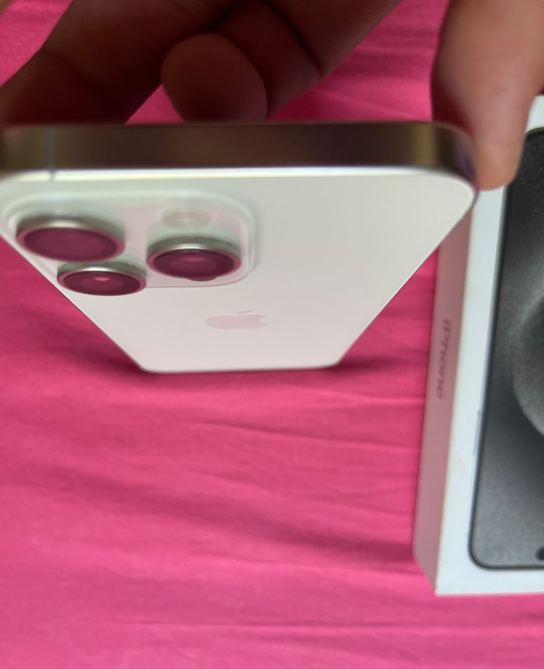 Apple Portables: iPhone 15 Pro Max – D'occasion à Gontenschwil par oma_99xj 5