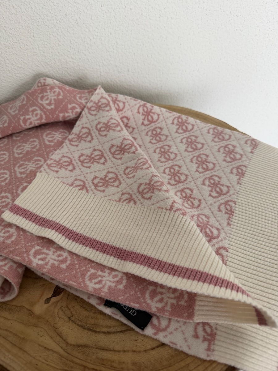 Guess Foulards, Tücher & Schals: Guess Schal Rosa/Creme mit Allover-Logo  – Neu (gemäss Beschreibung) aus Hägglingen von Raff_Ella 4