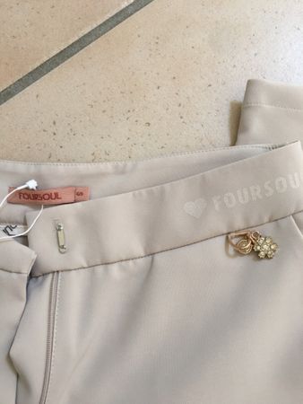 Pantalon FourSoul Beige Taille S - Élégant et Tendance 49