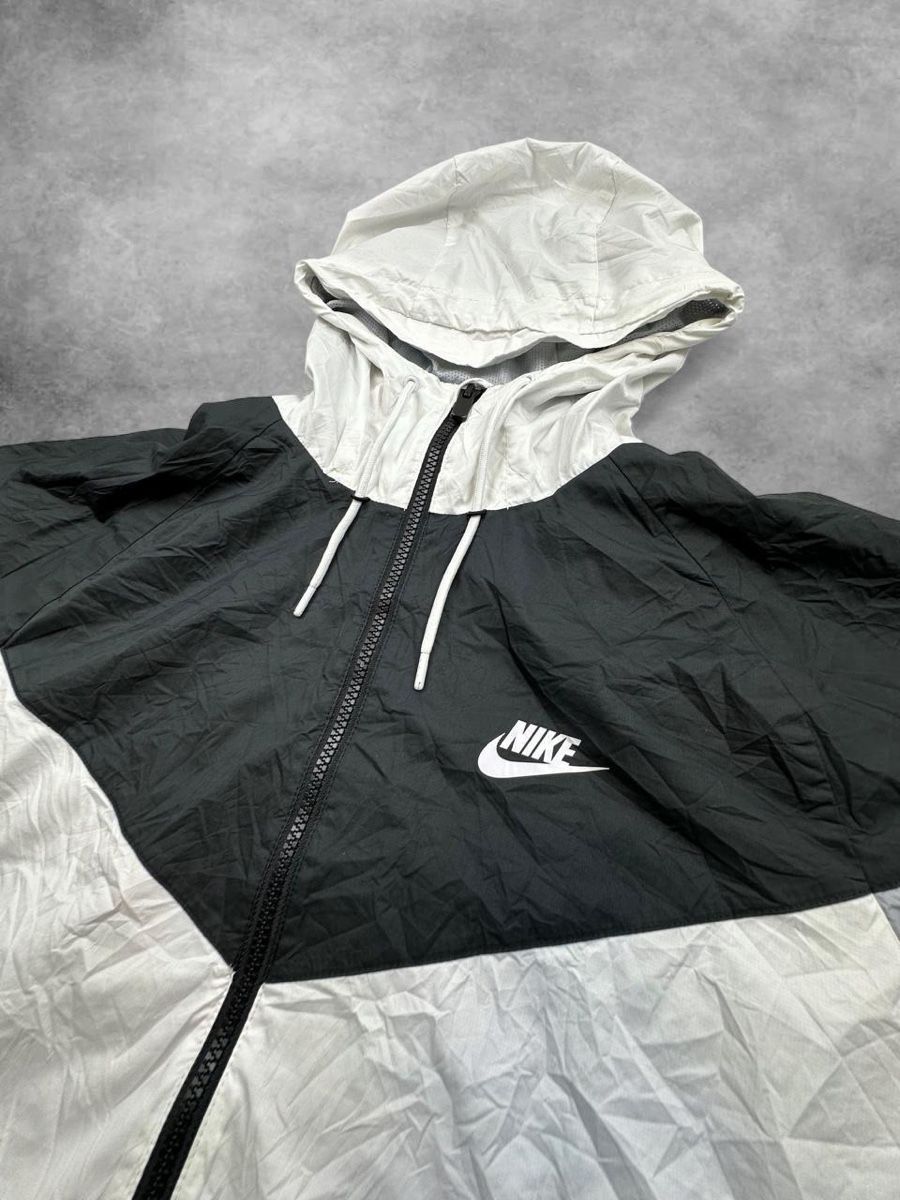 Nike Jacken: Nike jacket – Gebraucht aus Erlinsbach SO von TogaResell 1