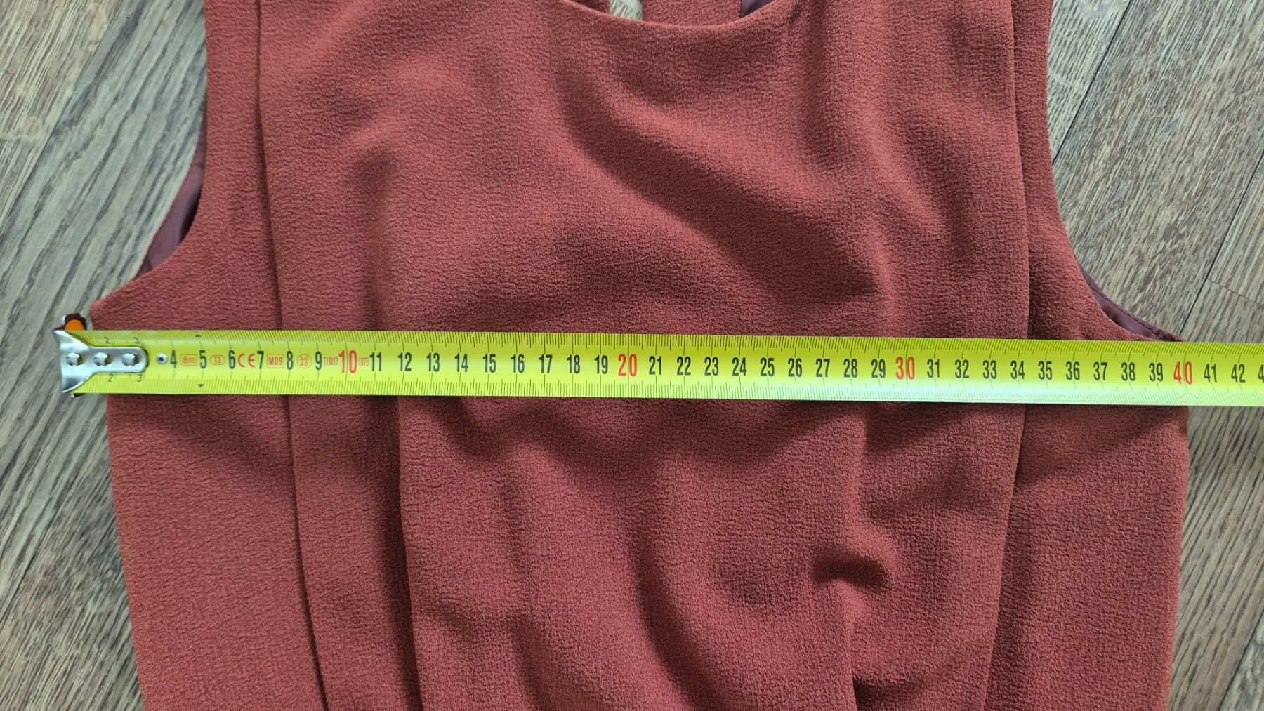 Asos Tute: Asos rust open back jumpsuit – Usato da Zürich venduto da monadiederich 4