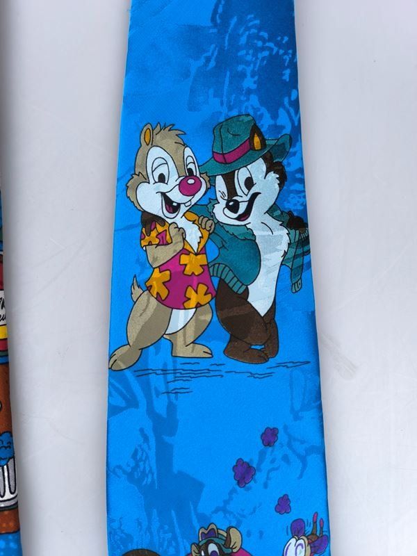 Cravates: DISNEY Krawatten 3 Stück – D'occasion à Rüti ZH par Restwert_Rueti_ZH 3
