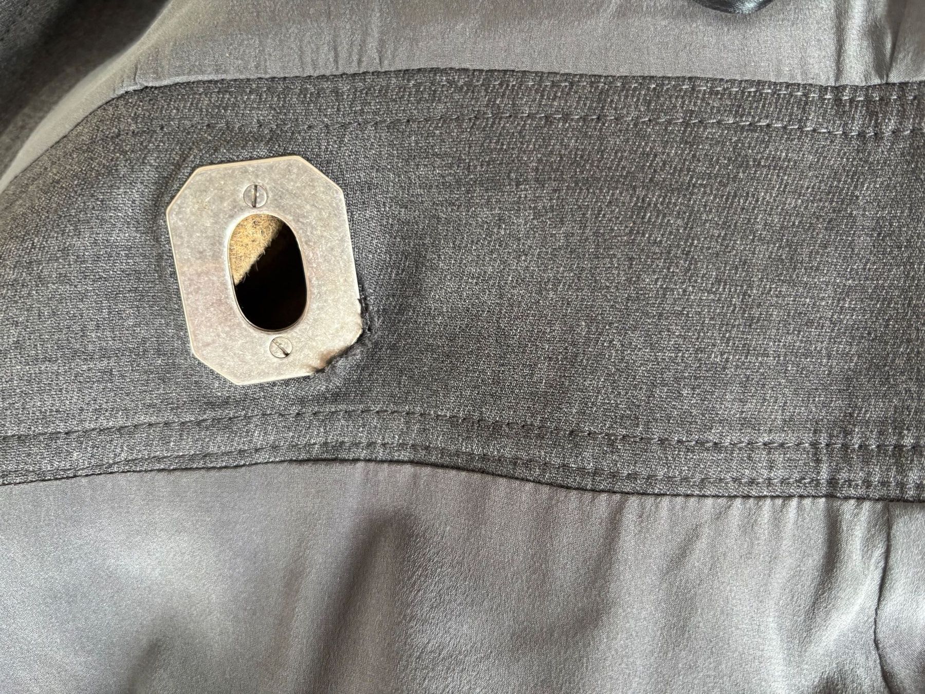 Gucci Vestiti: Gucci Eutiskleid mit 2 Metallverschlüssen IT 38 (34) – Usato da Herrliberg venduto da mayfi 6