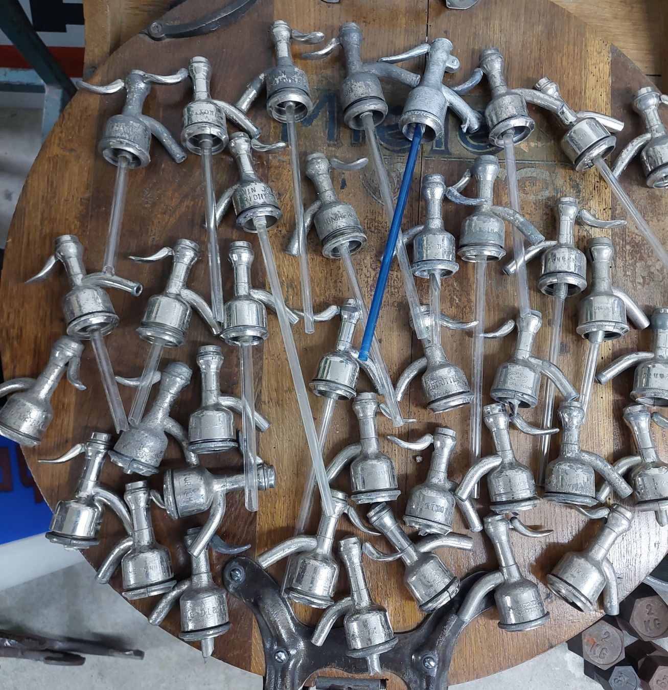 Bottiglie: Sifonflaschen Verschluss, 38 Stk. – Usato da Siblingen venduto da rantiques