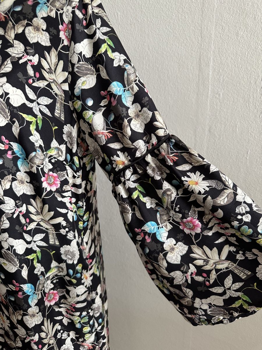 Kleider: Momoni Seidenkleid – Neu (gemäss Beschreibung) aus Bern von schnupka 4