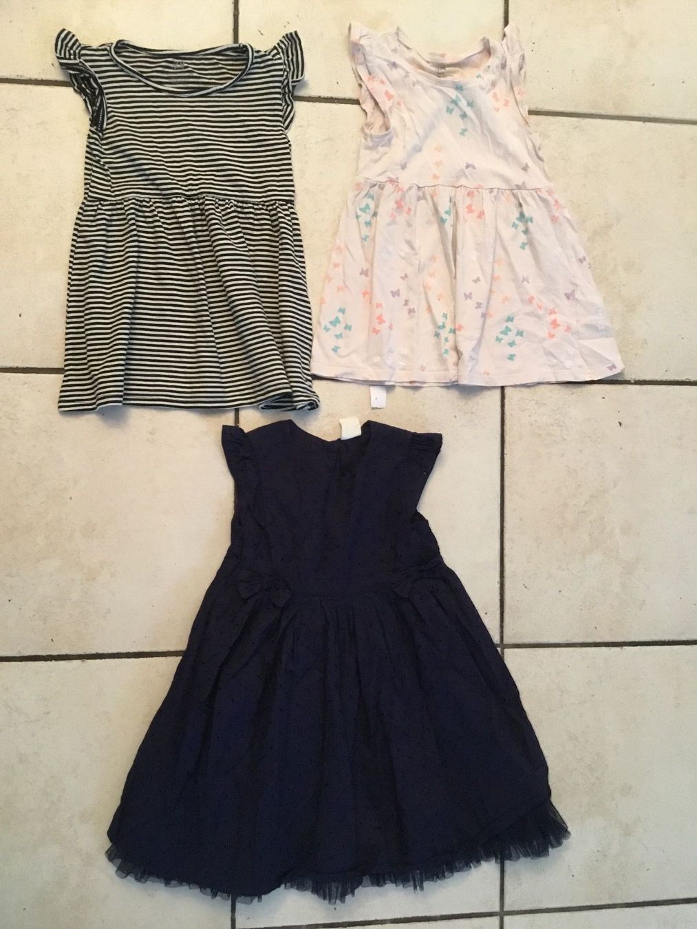 H&M Kleider & Röcke: 3 Süsse H&M Sommerkleider Gr.92 – Gebraucht aus Obergerlafingen von cabo4