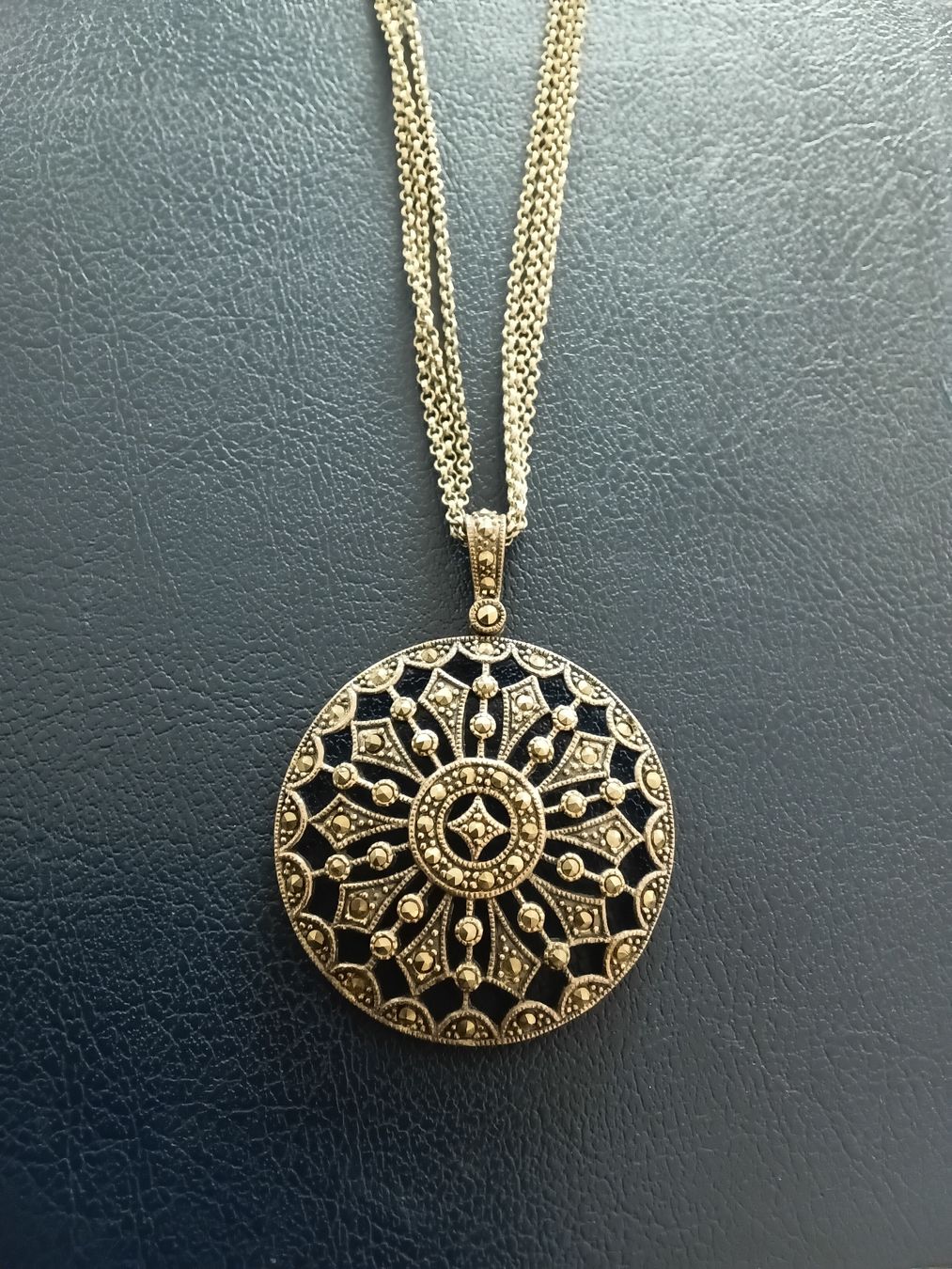 Colliers: Vintage Round Pendant Necklace Silver  – D'occasion à Immensee par vgitter 1