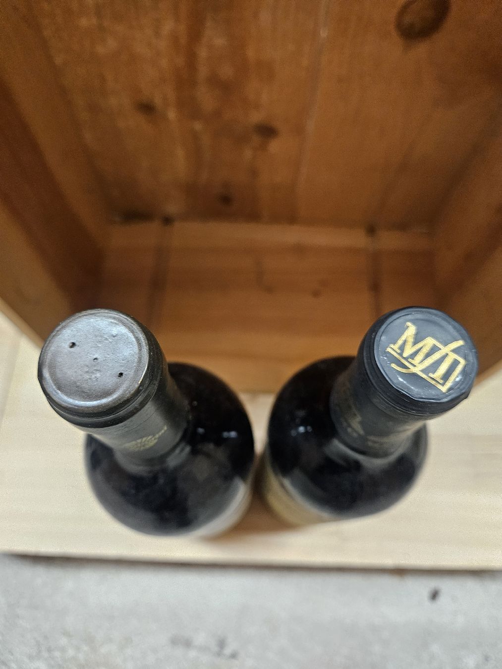 Vino: 2 Flaschen Tessiner Merlot  – Nuovo e nell'imballaggio originale da Zofingen venduto da WouterSamwel 1