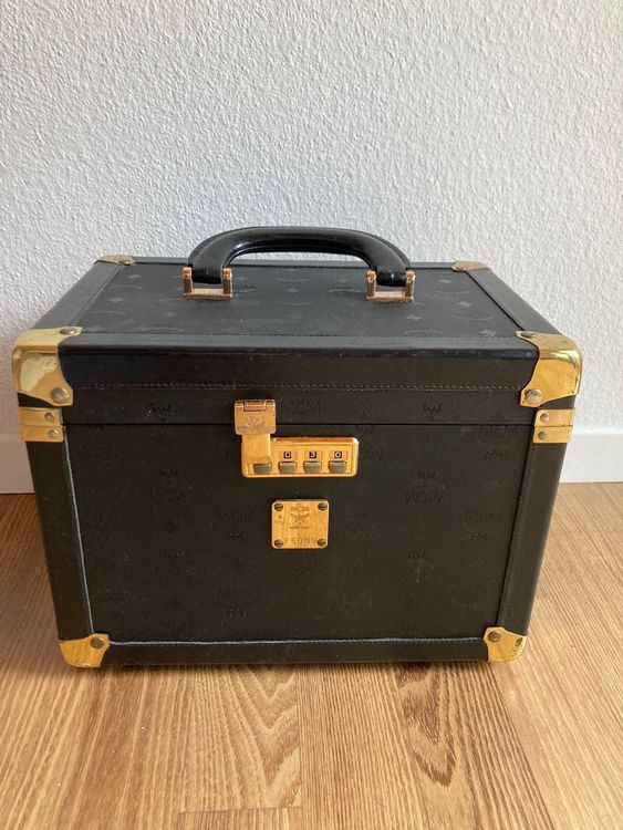 Mcm beautycase sale