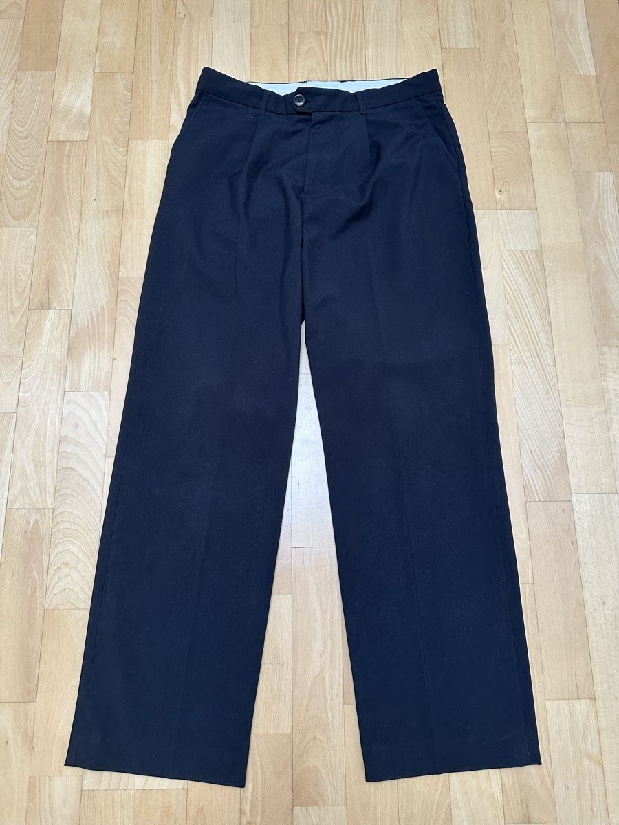 Weekday Hosen: Weekday Anzugshose Schwarz / Grösse 50 – Gebraucht aus Abtwil SG von PauloDybala10
