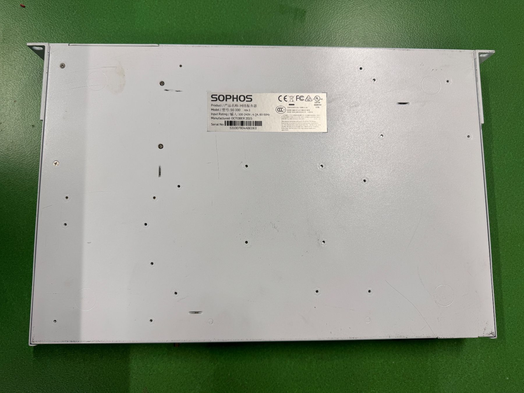 Sophos Firewall: Sophos SG 330 rev 1 - Firewall – Gebraucht aus Derendingen von CompiDD 4