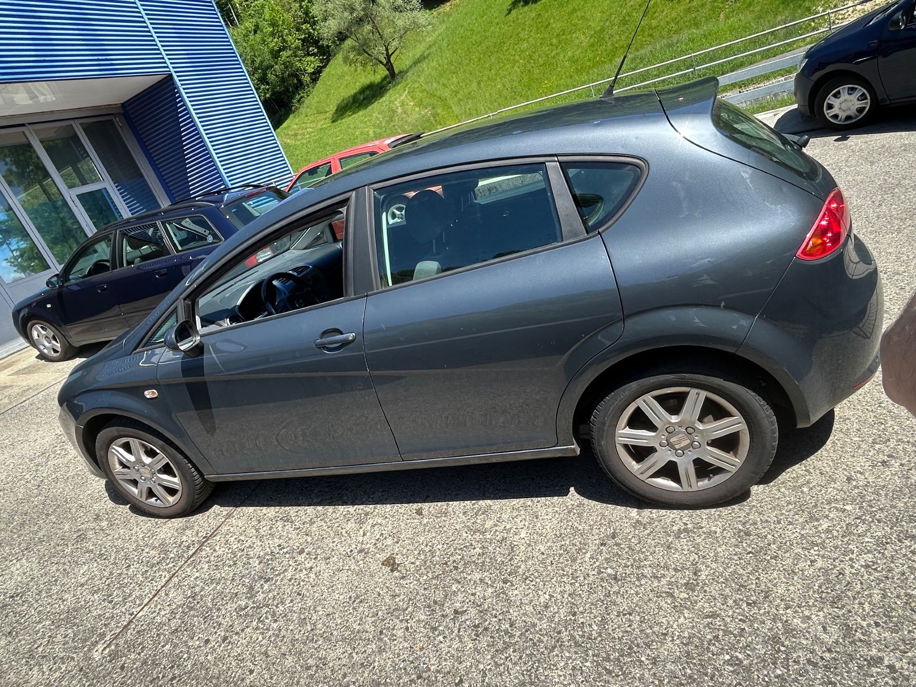 Seat Automobili: Seat Leon 1.6 frisch MFK – Usato da Ebikon venduto da Andelkoo 4