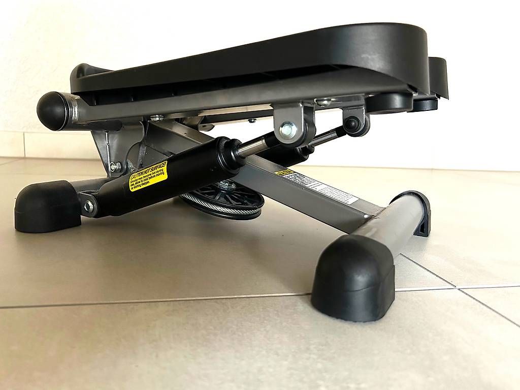 Hometrainer: Step per fitness – Usato da Cadro venduto da sim_2q9z 1