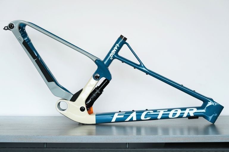 Factor Bikes Velos: Factor Lando XC Grösse XL – Neu (gemäss Beschreibung) aus Stallikon von ursmuepa