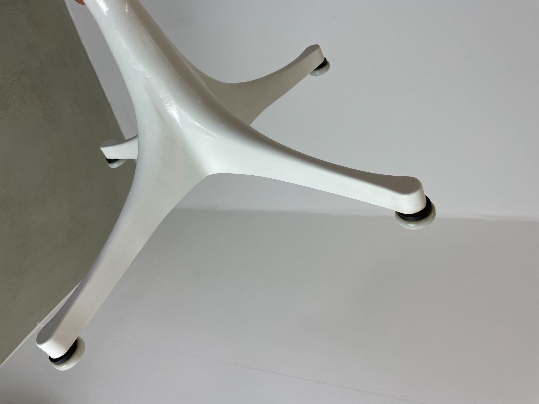 Herman Miller Tavoli: George Nelson Sofatisch Herman Miller – Usato da Basel venduto da MidMod20C 5