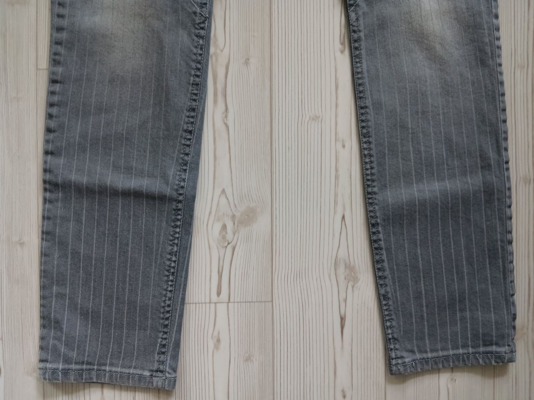 Please Jeans Jeans: PLEASE P18 Jeans taille / Grosse M – Usato da Cossonay-ville venduto da Super-Price-Quality 3
