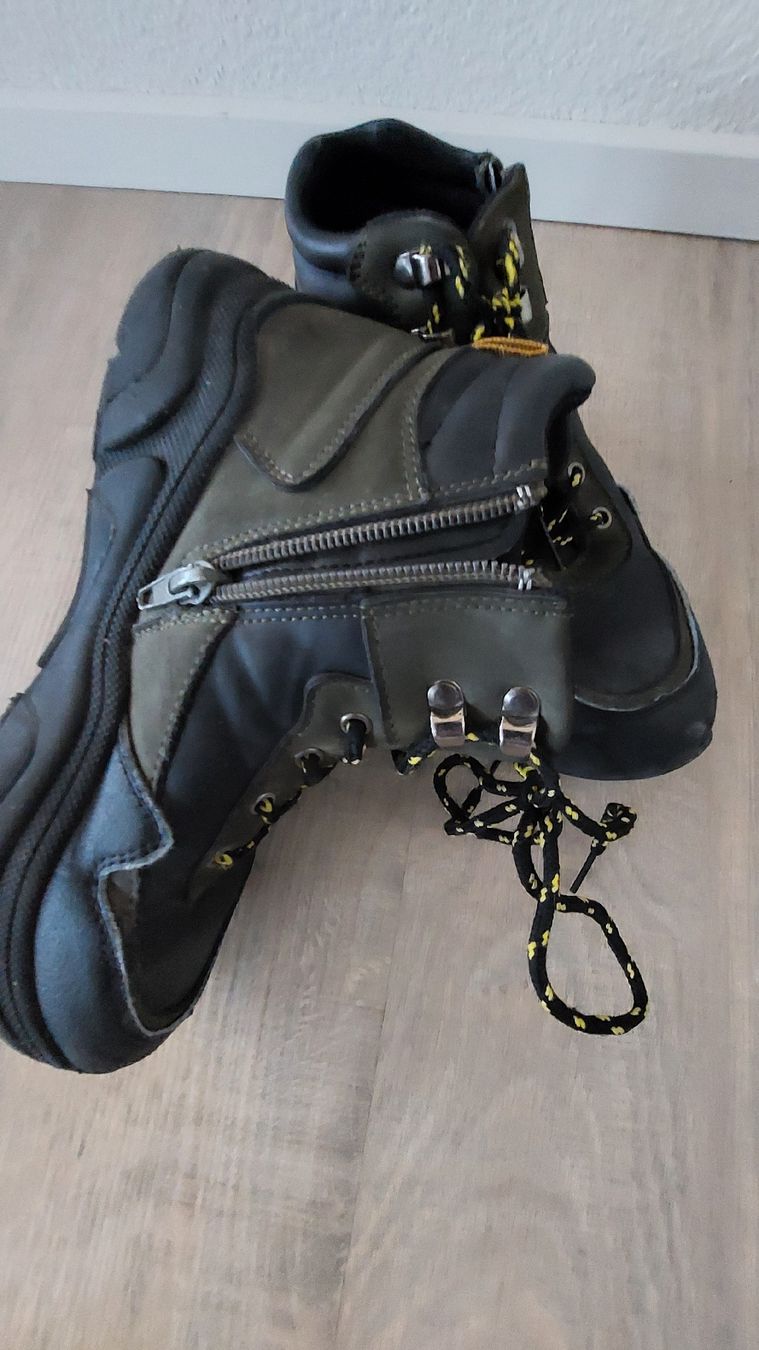 Scarpe per ragazzi: Wanderschuhe Junge Gr 33 – Usato da Egolzwil venduto da mobiledeluxe 6