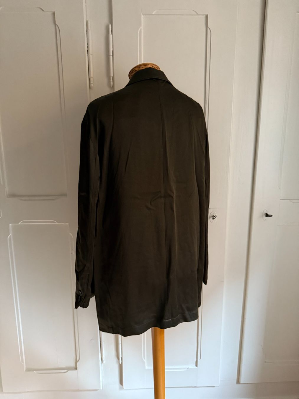 Zara Giacche: ZARA - Satin Blazer olivgrün M – Usato da Zürich venduto da Diazaio 2