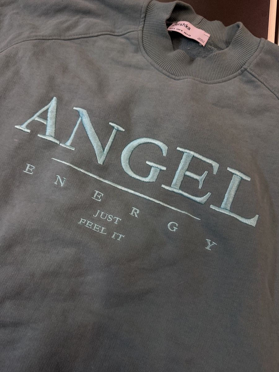 Bershka Lotti di vestiti: Bershka Angel Jogger Set Gr. M – Usato da Bern venduto da Natacha1997 1