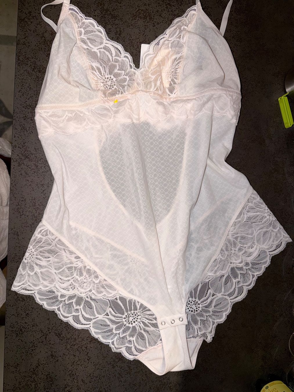 Hanro Altra biancheria intima: Body HANRO L neu – Nuovo (secondo la descrizione) da Dornach venduto da samuti