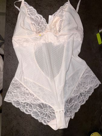 Body HANRO L neu