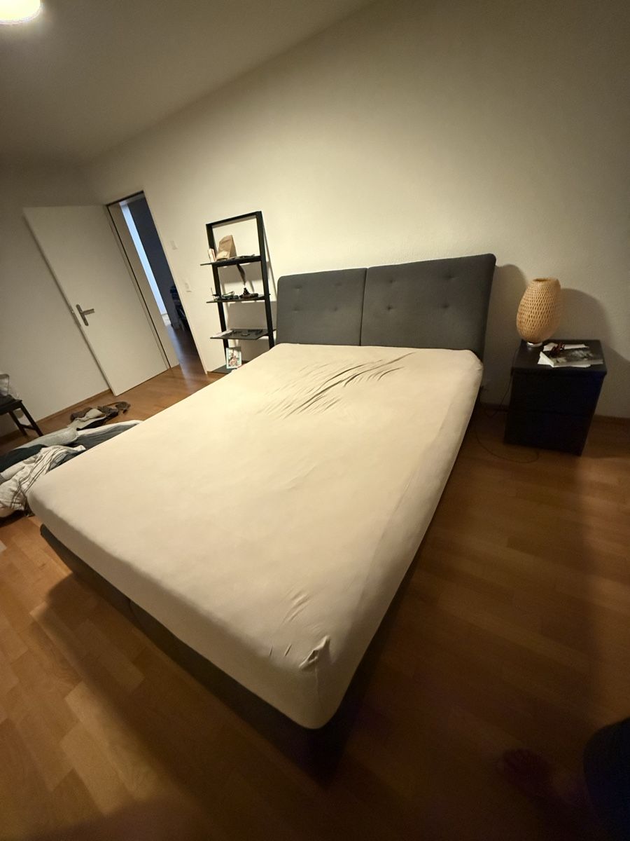 Betten: Boxspringbett – Gebraucht aus Buttikon SZ von sis_mq5l