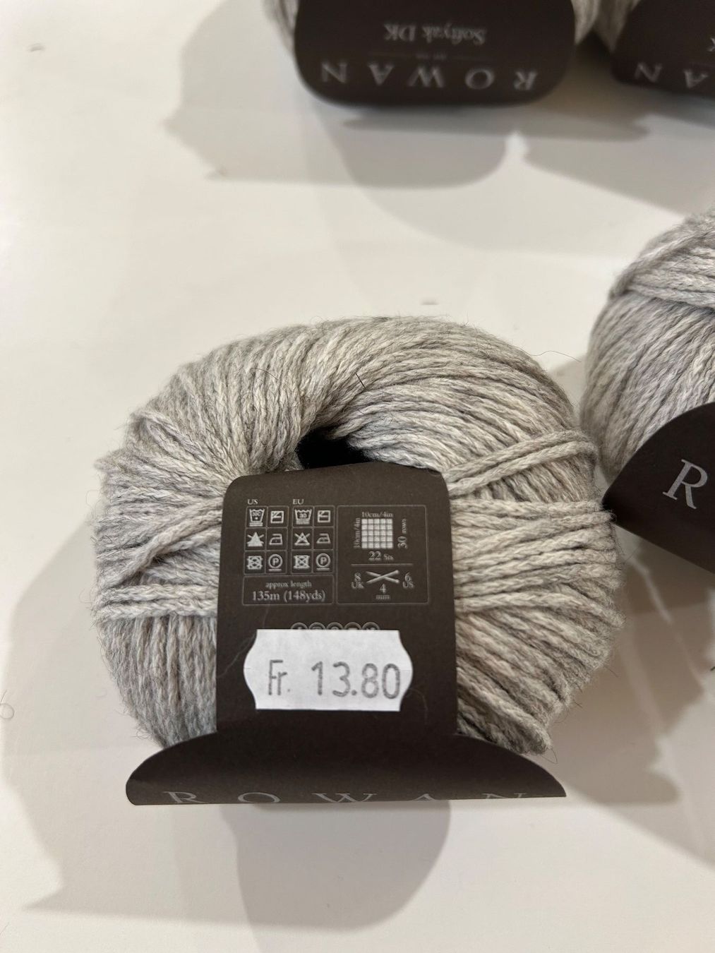 Laine: 6 pelotes Softyak DK Rowan – Neuf avec emballage d'origine à Bex par valetted 2
