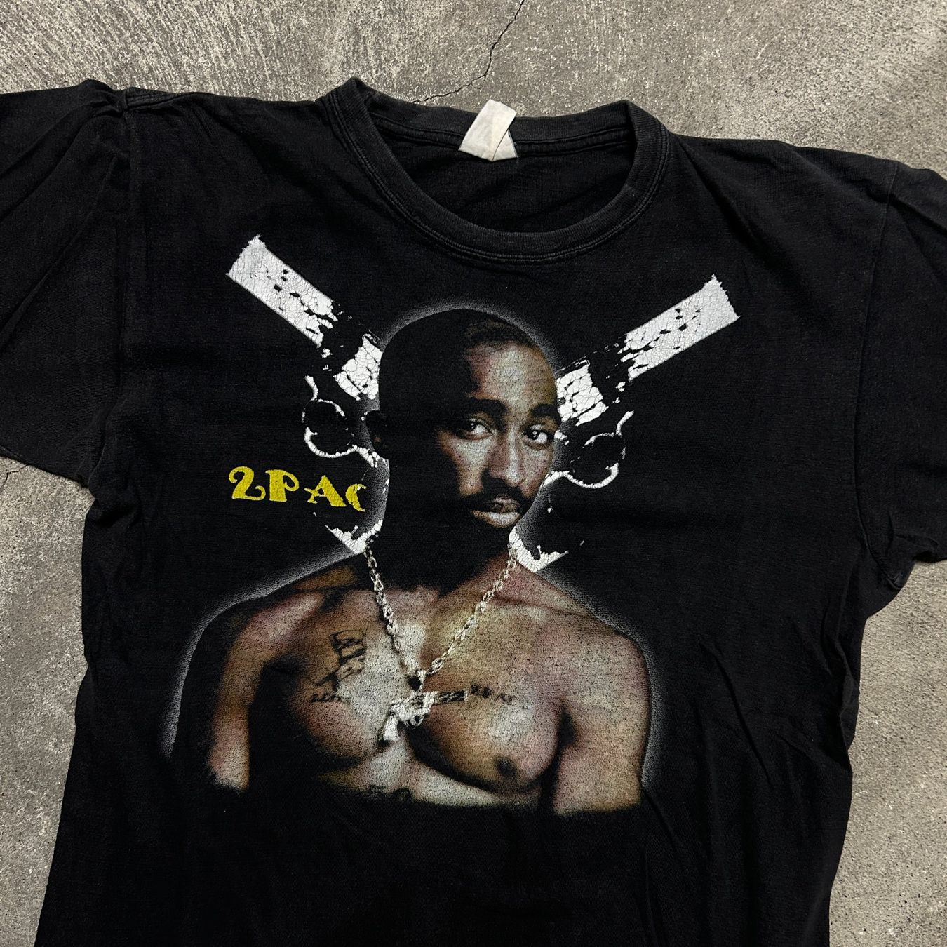 T-shirt: Vintage 90s Tupac T-shirt – Usato da Genève venduto da vintage_clothing 1