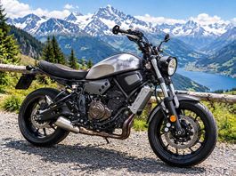 YAMAHA XSR 700