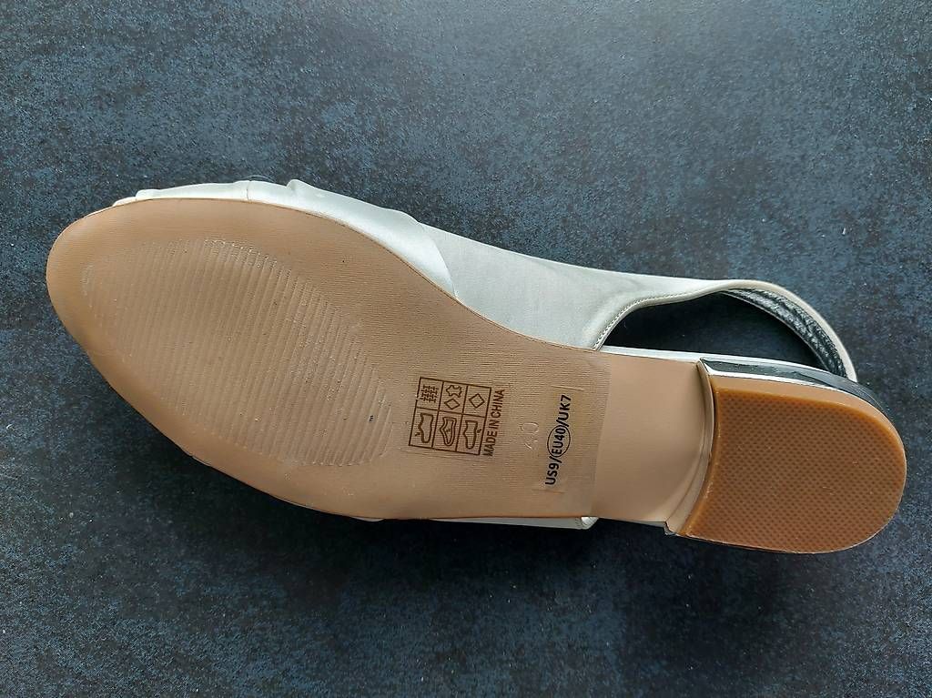 Scarpe da donna: Elegante Damenschuhe – Usato da Altnau venduto da Brumm 4