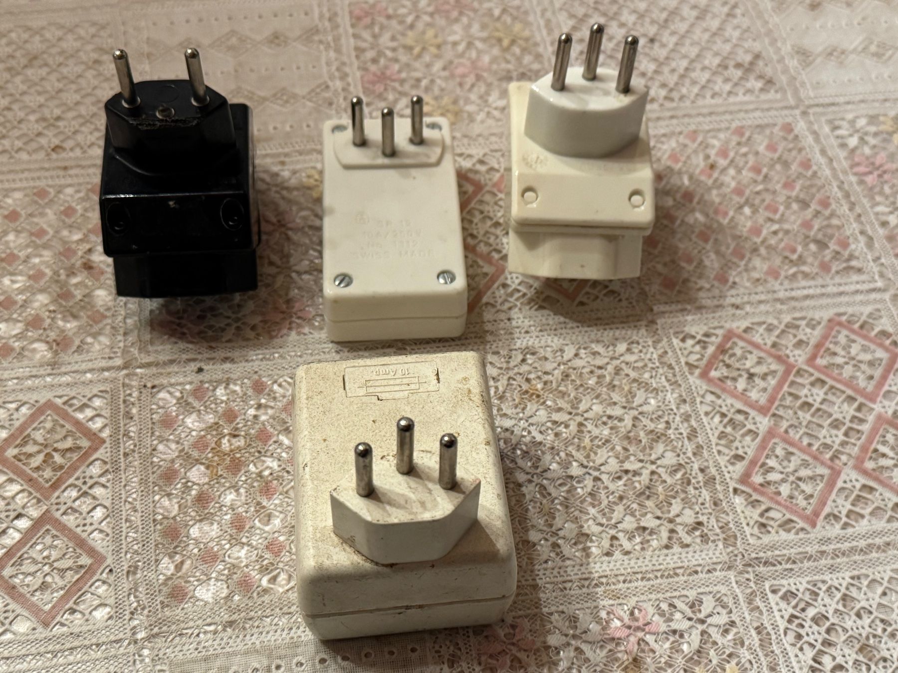 Spine: Steckdosen Adapter Set, Mehrfachstecker, gebraucht – Usato da Winterthur venduto da sportdisco2 4