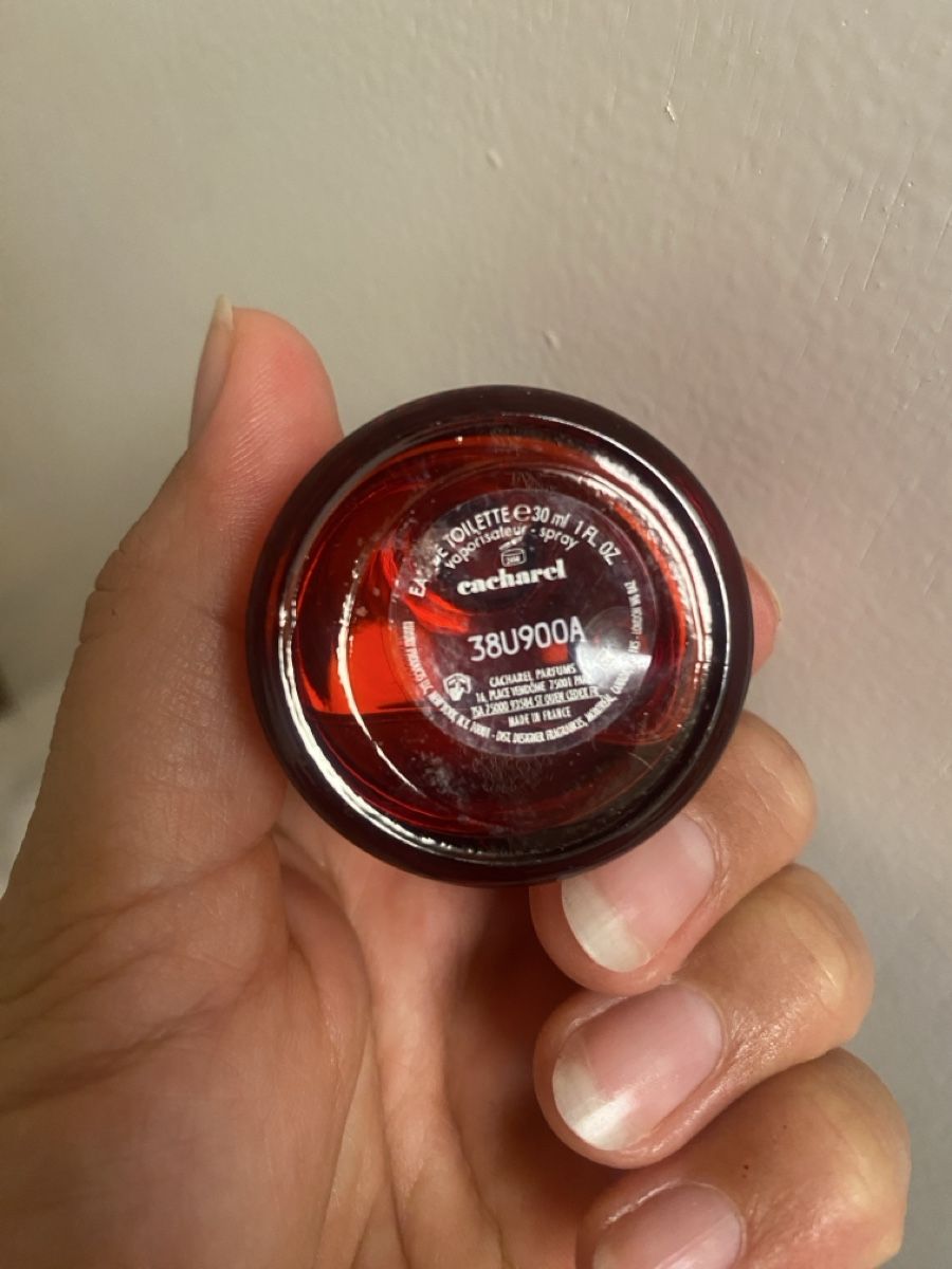 Cacharel Profumi & Eau de Toilette: Amor Amor Cacharel Eau de Toilette 30ml – Usato da Ittenthal venduto da Lorinakuprecht0 1