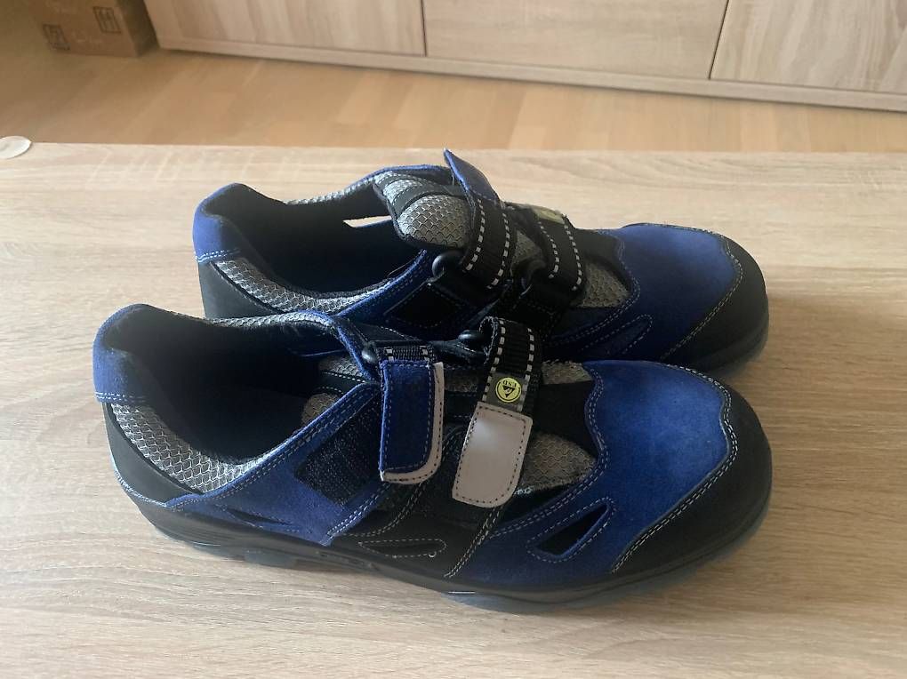 Herrenschuhe: Chaussures de sécurité  – Gebraucht aus Lussery-Villars von Nini65