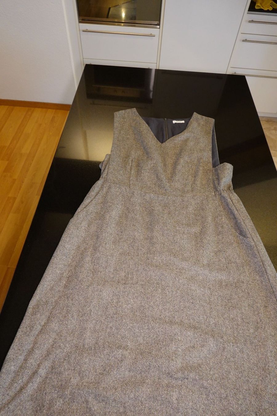 Vestiti: Kleid aus Schurwolle 44 – Usato da Zürich venduto da yja_c5xh