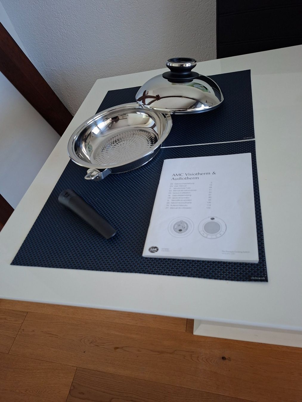 Amc Pfannen: AMC HOTPAN 24CM 2.0 LITER – Neu (gemäss Beschreibung) aus Aefligen von Mbuchser