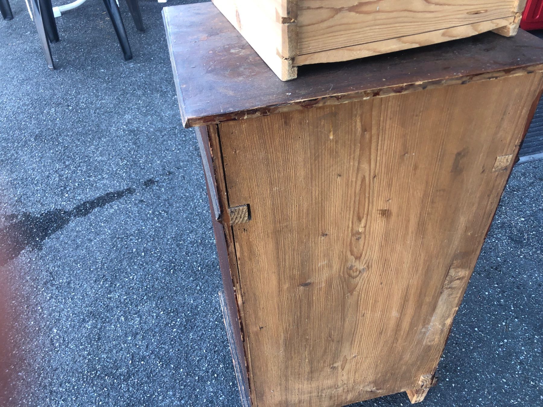 Comodini: Altes kl. Schränkli – Usato da Rothrist venduto da bambus18 8