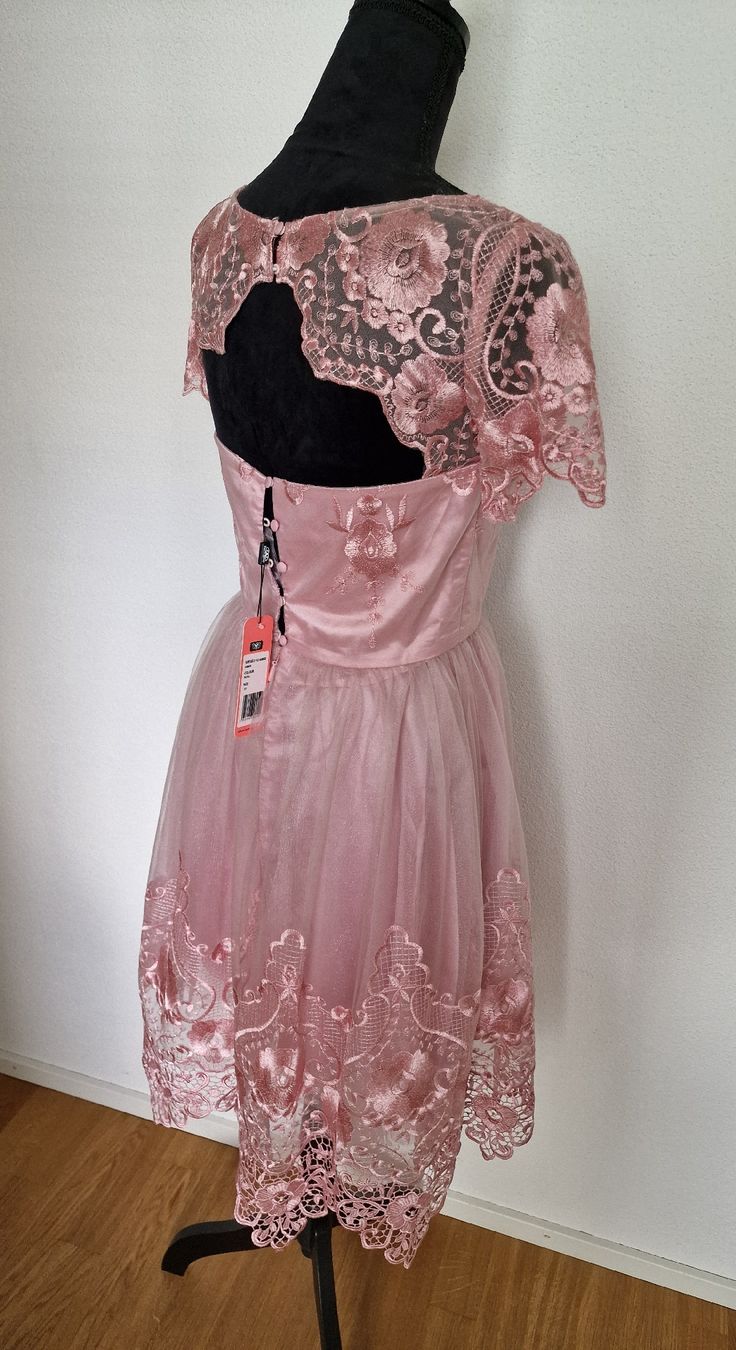 Vestiti: Chi Chi London Kleid, Gr. 38 – Nuovo e nell'imballaggio originale da Kerns venduto da d_s_obwalden 8