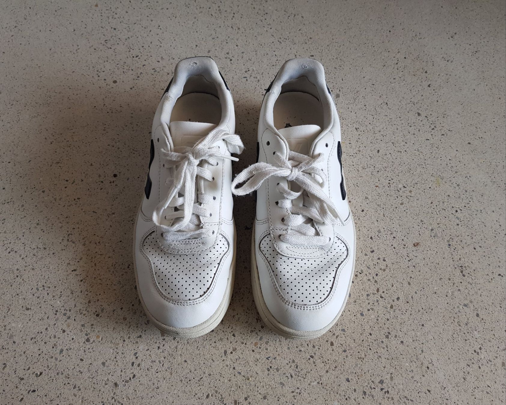 Veja Scarpe da donna: Veja Damen Sneaker Grösse 38 – Usato da Basel venduto da chien008 1