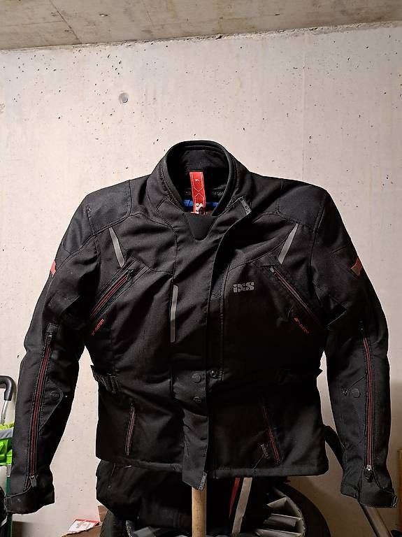 Giacche: Töffjacke mit Hwlm – Usato da Lyss venduto da schacheli 2